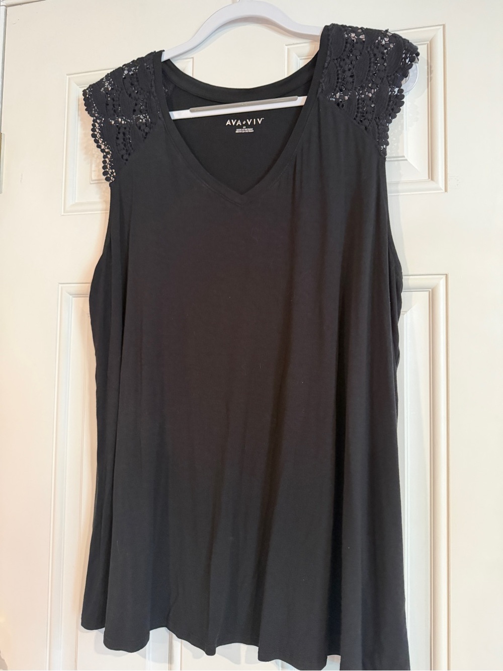 Ava & Viv Black V-Neck Tank with Lace Cap Sleeves